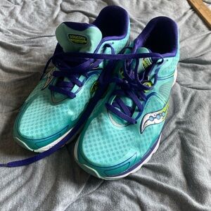 Saucony Natural Series Prolock Kinvara 6 Women size 10 running sneakers